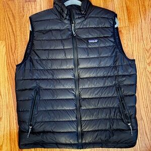 *SOLD* DO NOT BUY! Patagonia Men's Down Sweater Vest